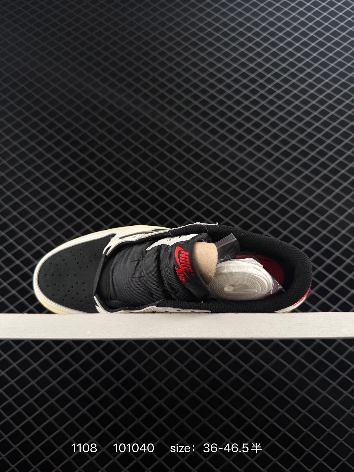 Travis Scott x Air Jordan 1 Low